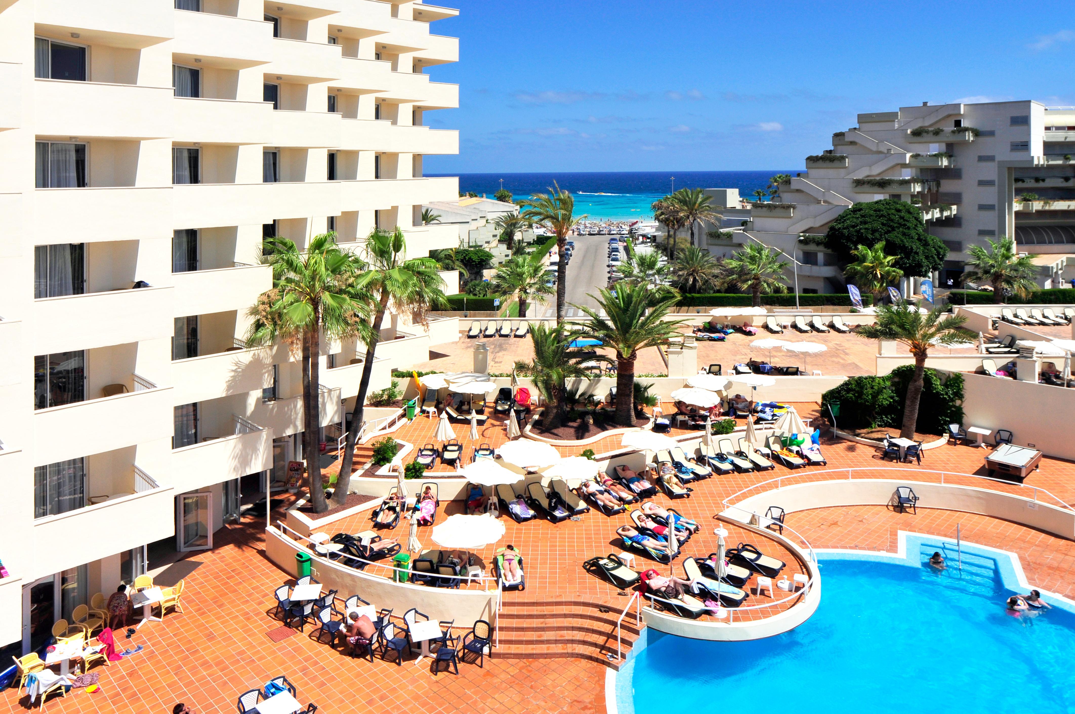 Ibersol Siurell Hotell Sa Coma  Exteriör bild