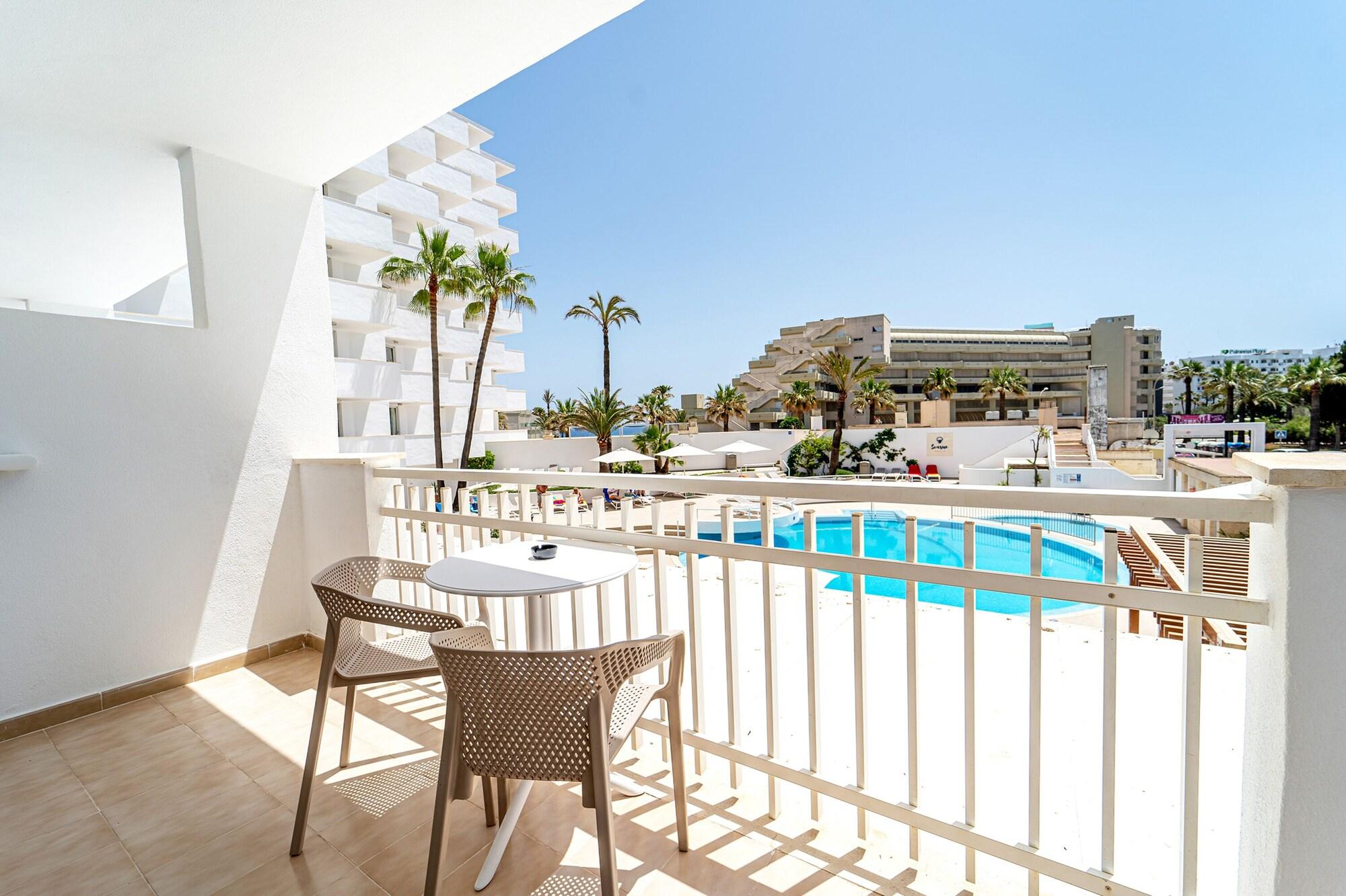 Ibersol Siurell Hotell Sa Coma  Exteriör bild